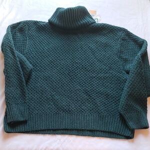Cozy Green Denver Hayes Turtleneck Sweater Size M